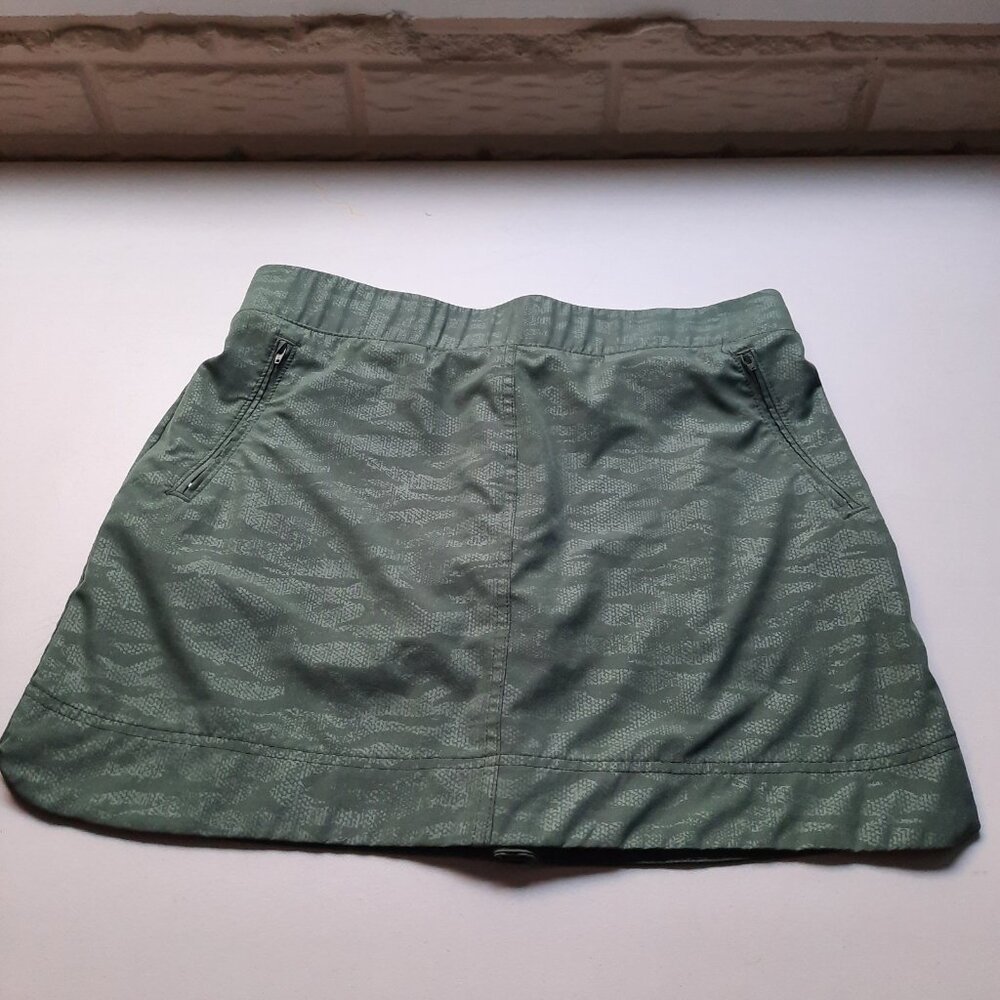 Orvis Skirt Womens Large Green Camo Skort Lined Pickleball Fishing Hiking Golf